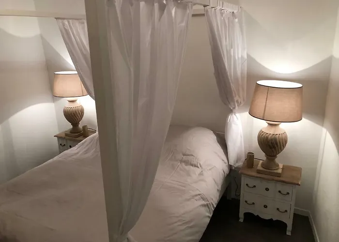 Apartment Residences *